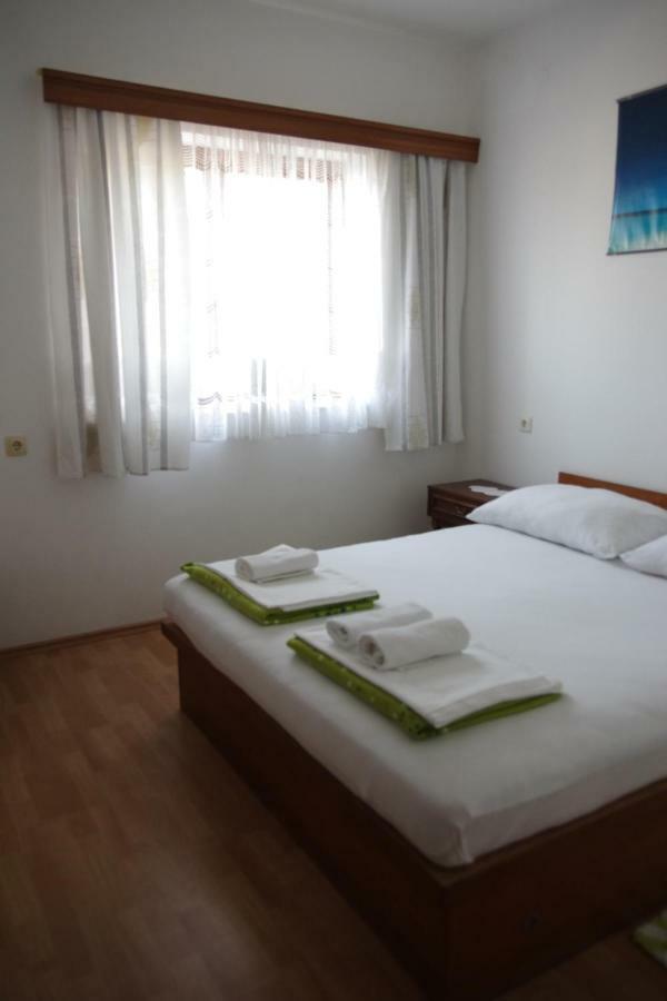 Apartments Josica Senj Exteriör bild